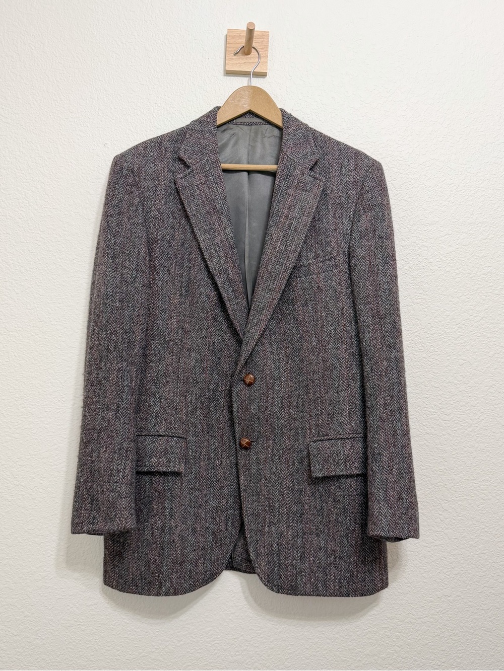 Vintage Harris Tweed 100% Scottish Wool Herringbone Sport Coat Blazer Mens 42R